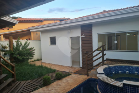 Casa térrea para venda no Parque Fher.