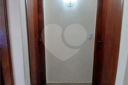 Casa à venda com 3 quartos, sendo 1 suíte, em Vila Rica, São Paulo, SP