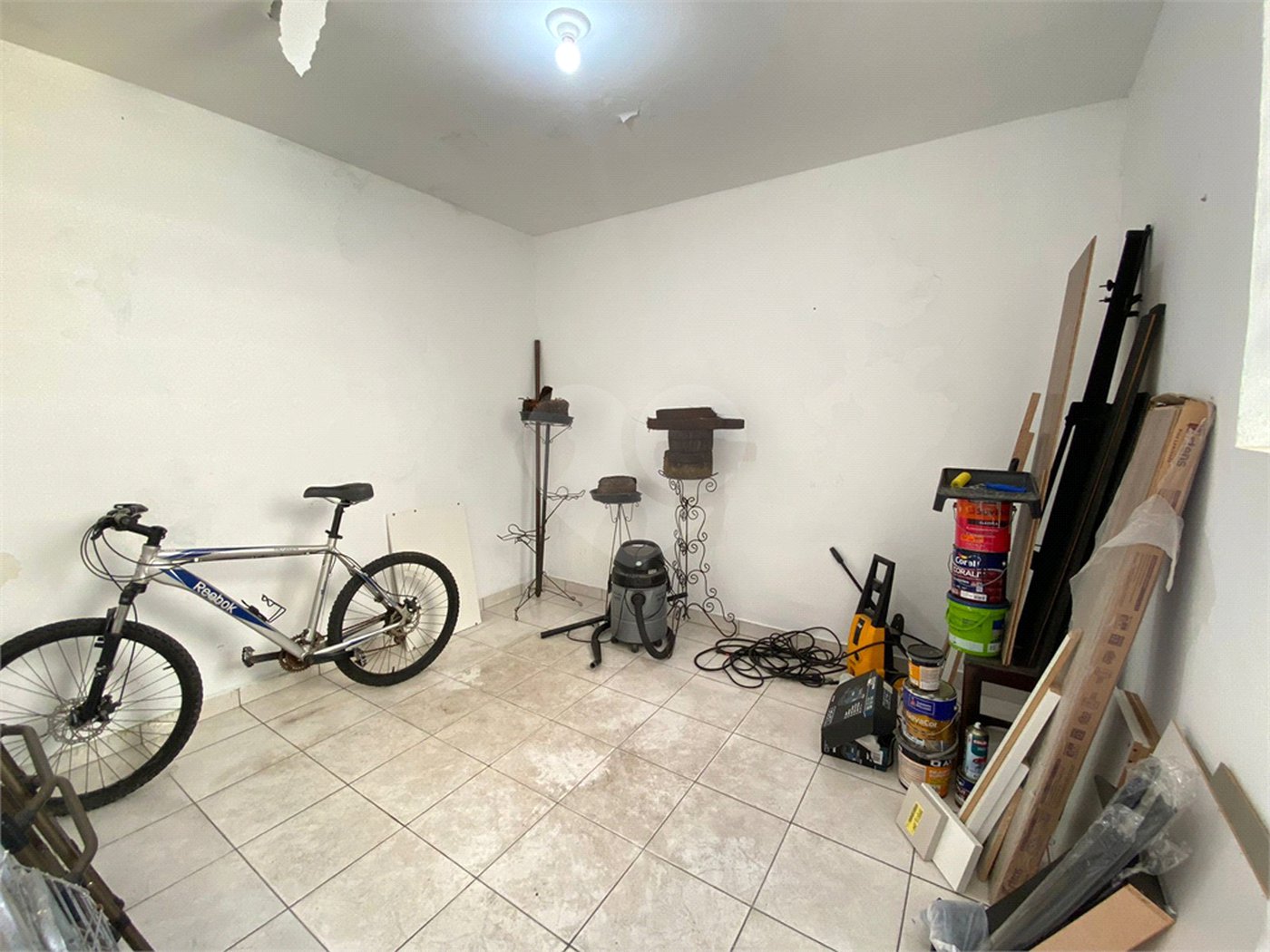 Casa à venda com 3 quartos, sendo 1 suíte, em Planalto Paulista, São Paulo, SP