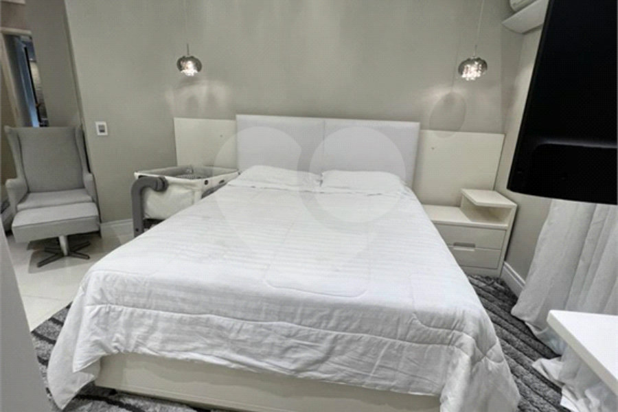 Apartamento à venda com 3 suítes em Santana, São Paulo, SP