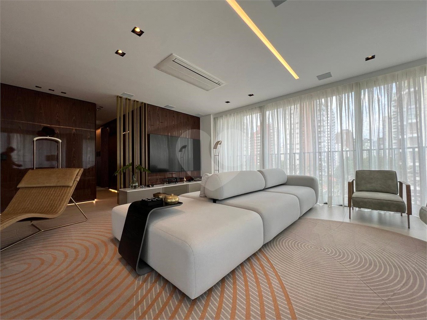 Apartamento à venda com 3 suítes em Vila Olímpia, São Paulo, SP