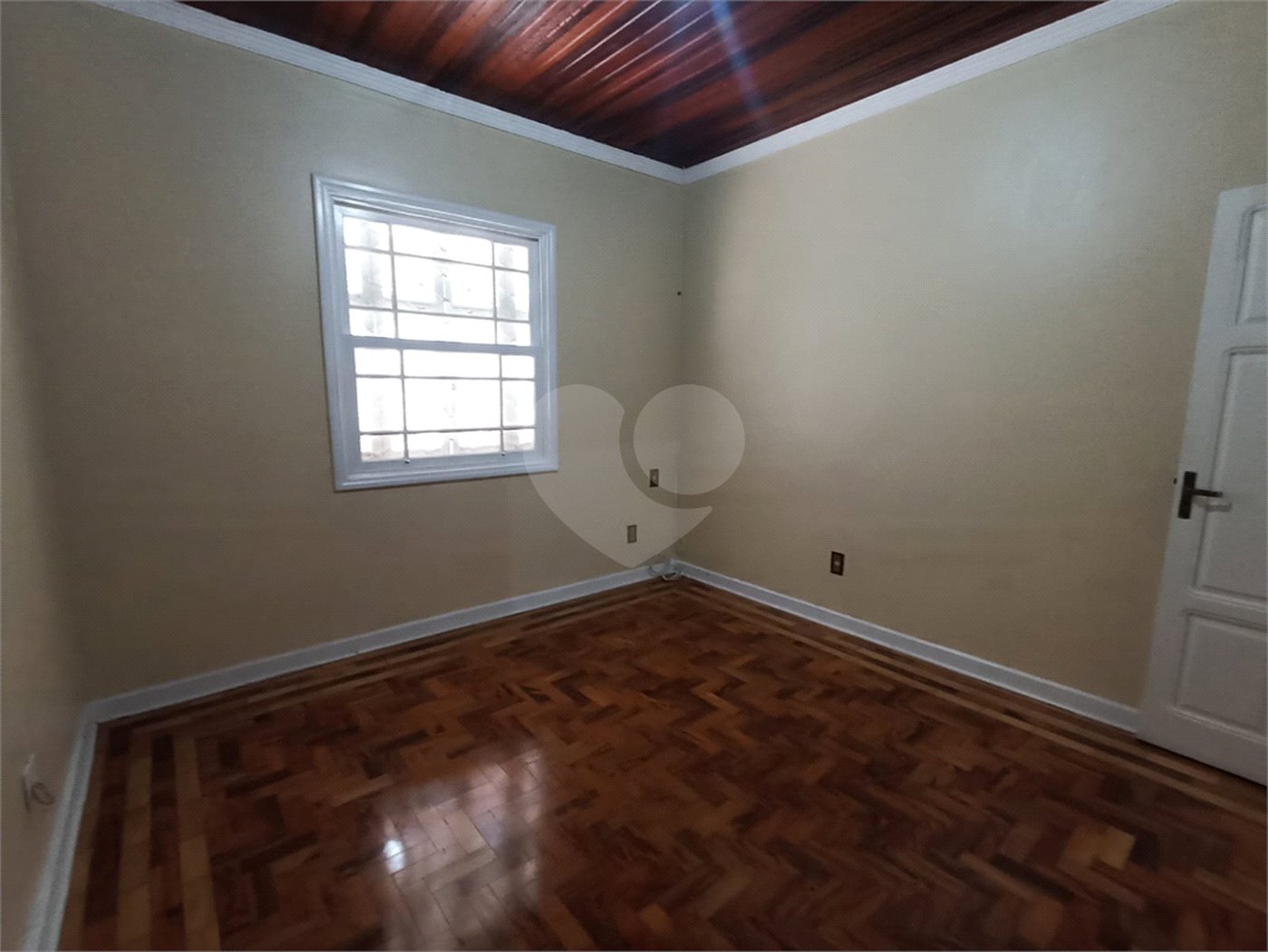 Casa à venda com 3 quartos, sendo 2 suítes,  no Centro, Itapetininga, SP