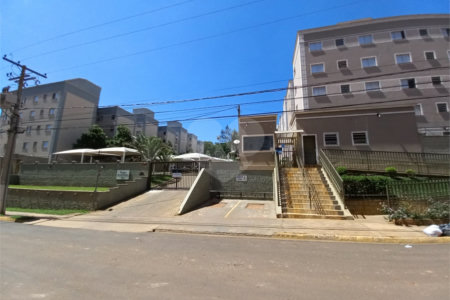 Apartamento no Condomínio Monte Olimpo .