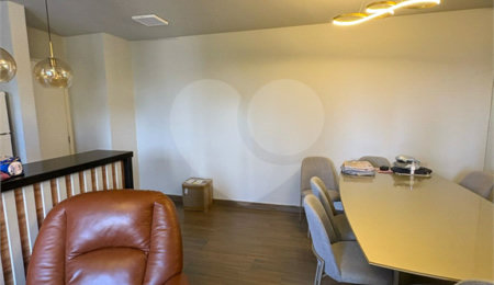 Apartamento à venda com 3 quartos, sendo 1 suíte,  em Brás, São Paulo, SP