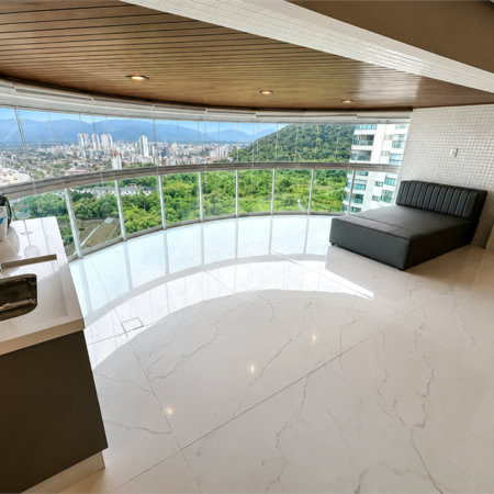 Apartamento à venda com 5 suítes em Parque Enseada, Guarujá, SP