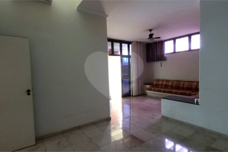 Casa à venda com 4 quartos, sendo 2 suítes, em Jardim Sumaré, Ribeirão Preto, SP