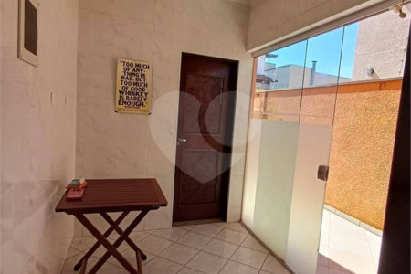 Casa à venda com 4 quartos, sendo 2 suítes,  em Vila Oliveira, Mogi das Cruzes, SP