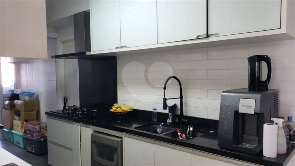 Apartamento à venda com 3 suítes em Vila Alexandria, São Paulo, SP