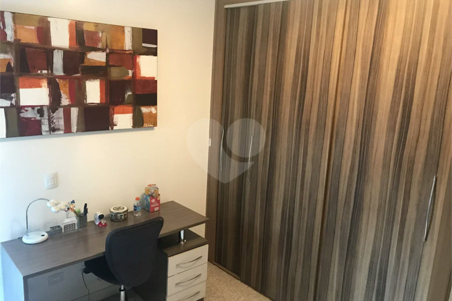Sobrado à venda com 3 quartos, sendo 1 suíte, em Alto da Boa Vista, São Paulo, SP