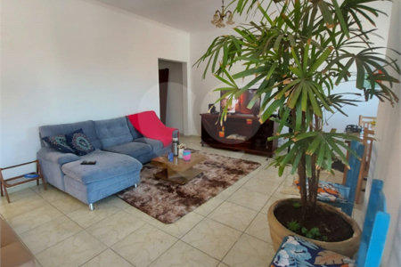 Sobrado à venda com 3 quartos, sendo 2 suítes, em Jardim Alvinópolis, Atibaia, SP