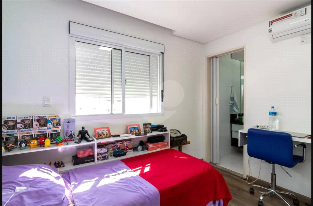 Sobrado à venda com 4 quartos, sendo 3 suítes,  em Vila Dom Pedro II, São Paulo, SP