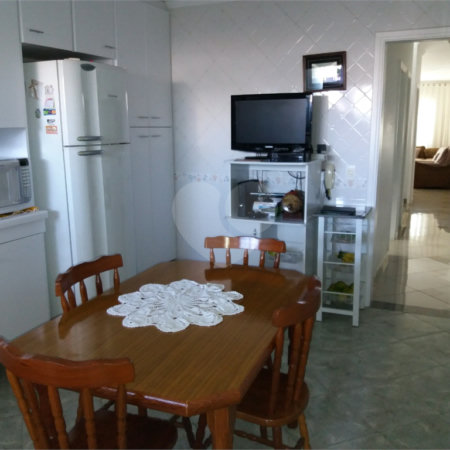 Sobrado à venda com 4 quartos, sendo 3 suítes, em Tucuruvi, São Paulo, SP