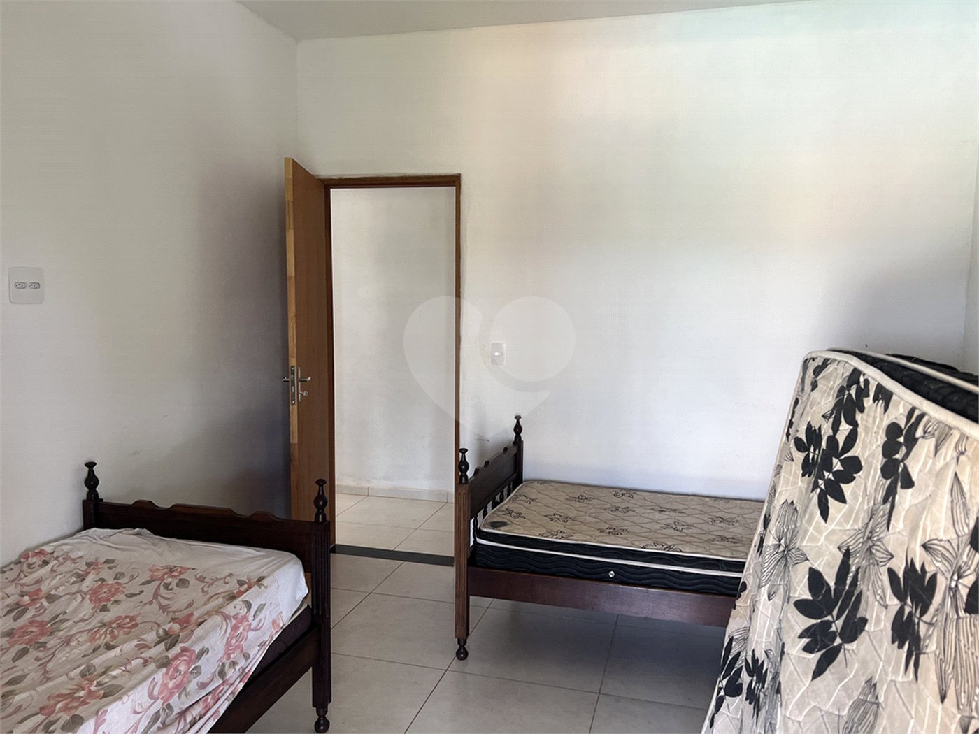 Casa à venda com 4 quartos, sendo 1 suíte, em Mato Seco, Itapetininga, SP