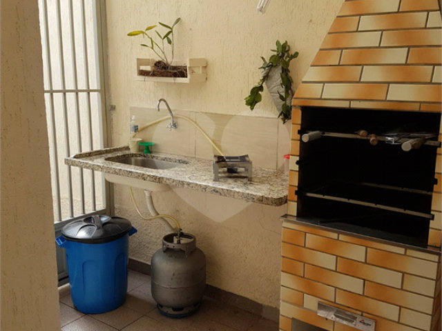 Sobrado à venda com 3 quartos em Jardim Franca, São Paulo, SP