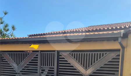 Casa à venda com 3 quartos, sendo 1 suíte,  em Vila Angélica, Sorocaba, SP