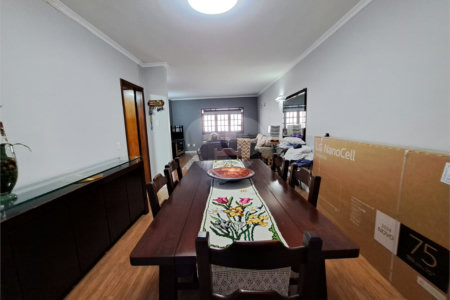Sobrado à venda com 3 quartos, sendo 1 suíte, em Vila Gomes Cardim, São Paulo, SP