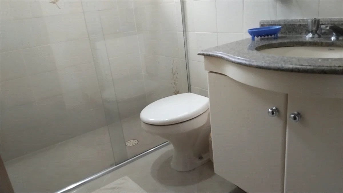 Casa à venda com 4 quartos, sendo 3 suítes, em Vila Polopoli, São Paulo, SP
