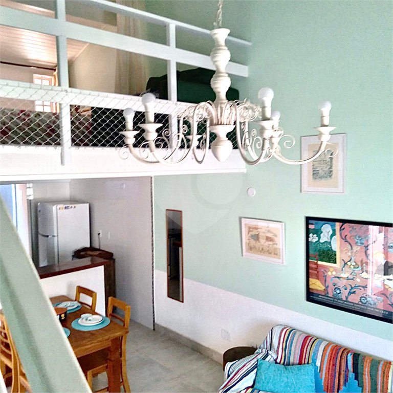Casa em condomínio à venda com 2 quartos, sendo 1 suíte,  em Alto de Búzios, Armação dos Búzios, RJ