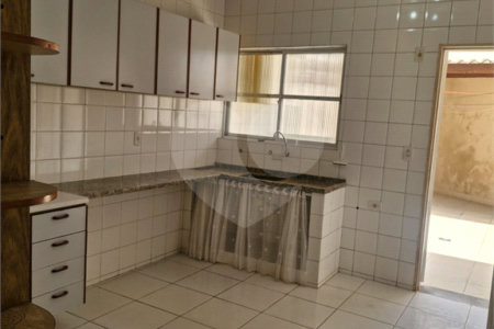 Sobrado à venda ou para alugar com 2 quartos em Cidade Dutra, São Paulo, SP