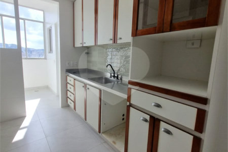Cobertura à venda com 4 quartos, sendo 1 suíte, em Tijuca, Rio de Janeiro, RJ