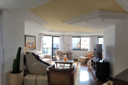 Apartamento à venda com 6 quartos, sendo 1 suíte, em Parque da Mooca, São Paulo, SP