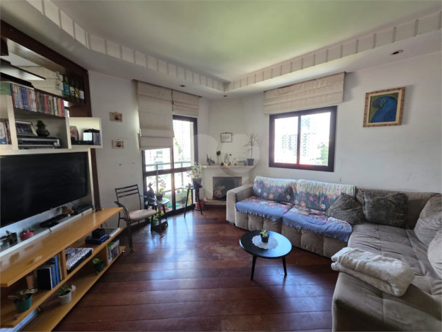 Apartamento à venda com 3 quartos, sendo 1 suíte,  em Santana, São Paulo, SP