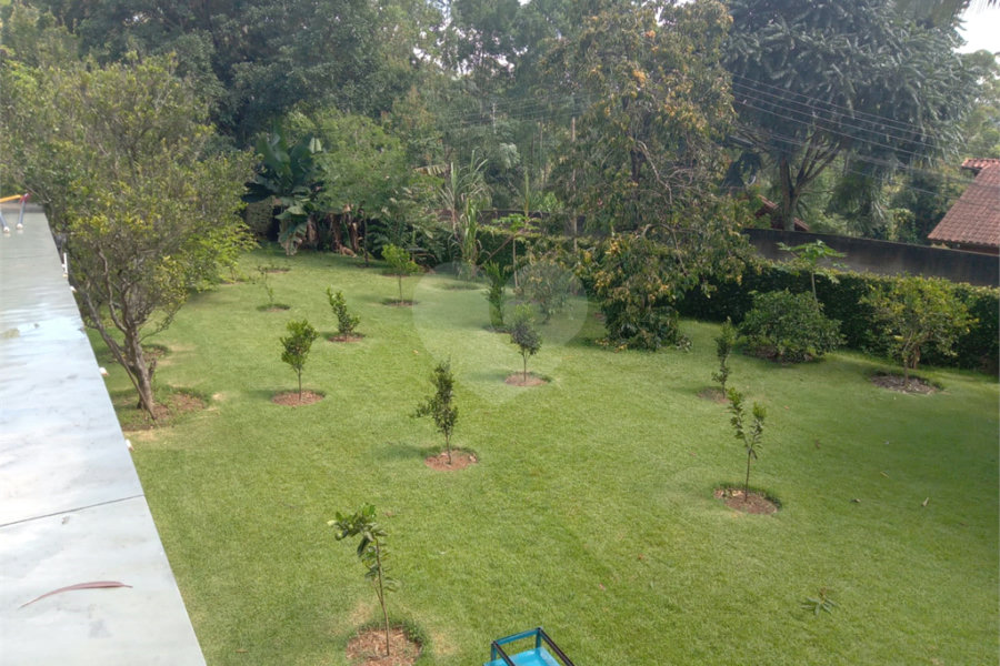Sobrado à venda ou para alugar com 4 quartos, sendo 2 suítes, em Serra da Cantareira, Mairiporã, SP