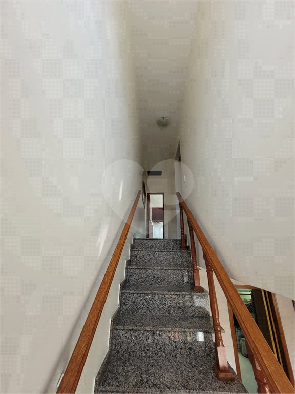 Sobrado à venda com 2 quartos em Vila Nivi, São Paulo, SP