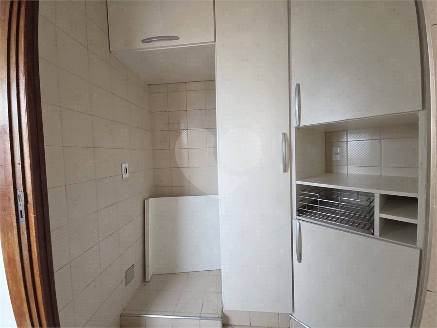 Apartamento à venda com 3 quartos, sendo 2 suítes, no Centro, Sorocaba, SP