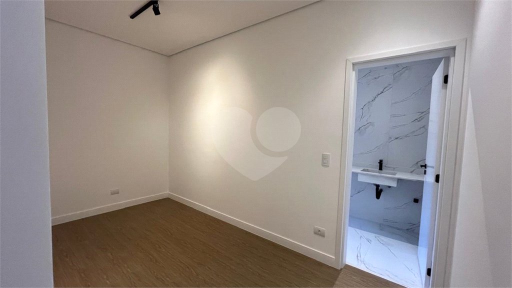 Casa à venda com 4 suítes no condomínio Residencial Granville, Atibaia - SP