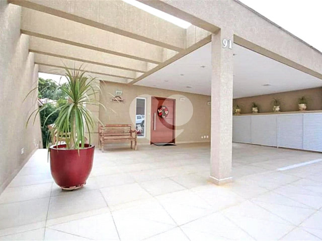 Casa à venda com 4 quartos, sendo 3 suítes,  no condomínio Itatinga 1, São Paulo - SP