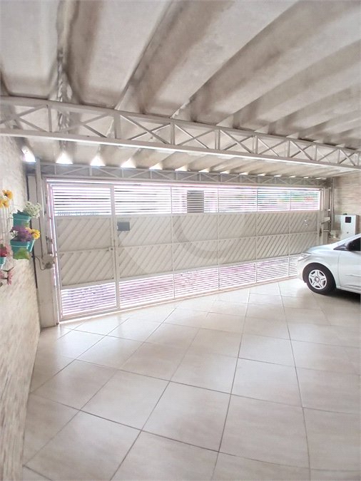 Casa à venda com 3 quartos, sendo 1 suíte, em Vila Rica, São Paulo, SP