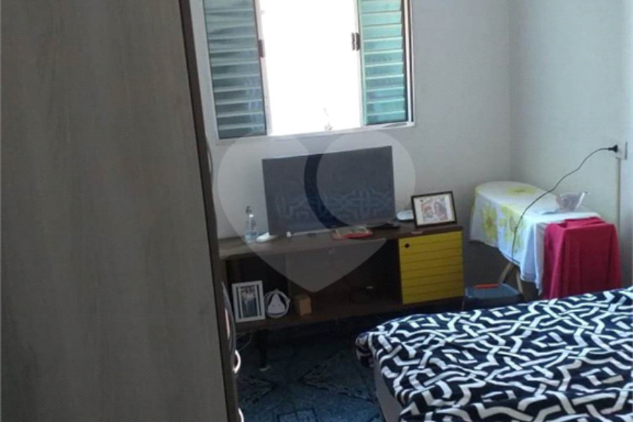 Sobrado à venda com 5 quartos, sendo 1 suíte, em Tremembé, São Paulo, SP