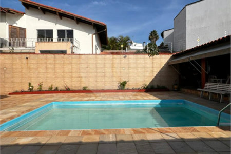 Sobrado à venda com 3 quartos, sendo 2 suítes,  em Alto Ipiranga, Mogi das Cruzes, SP