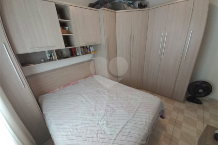 Casa Térrea à venda com 3 quartos em Jardim das Palmas, São Paulo, SP