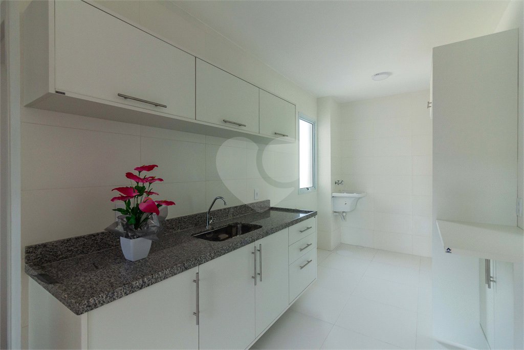 Casa à venda com 2 quartos no condomínio Severa, São Paulo - SP