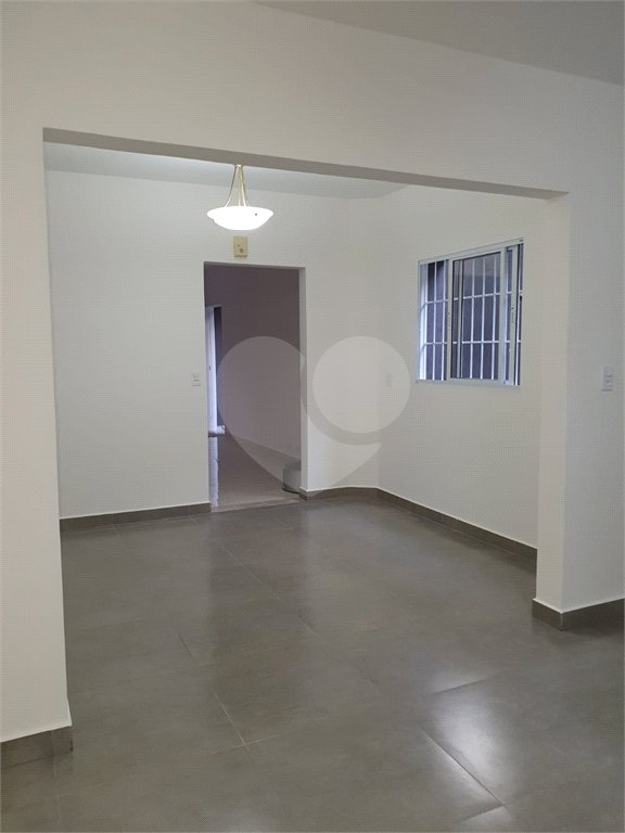 Sobrado à venda com 4 quartos em Santa Terezinha, São Paulo, SP