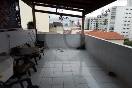 Sobrado à venda com 8 quartos, sendo 3 suítes, em Tucuruvi, São Paulo, SP