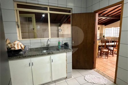 Casa à venda com 3 quartos, sendo 1 suíte, em Portal do Morumbi, Ponta Porã, MS