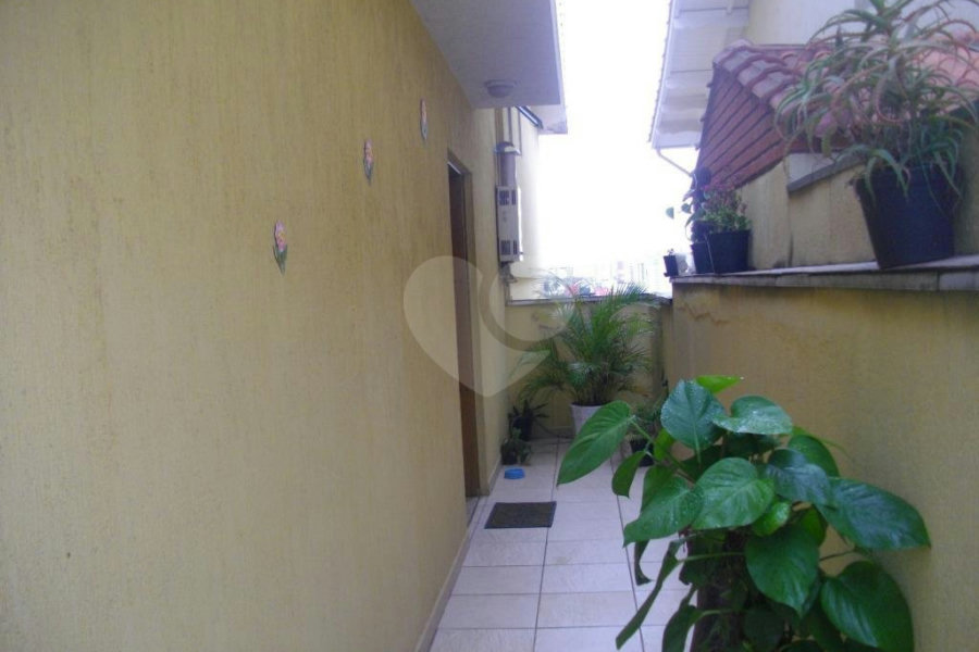 Sobrado à venda com 3 quartos, sendo 1 suíte, em Vila Nova Cachoeirinha, São Paulo, SP