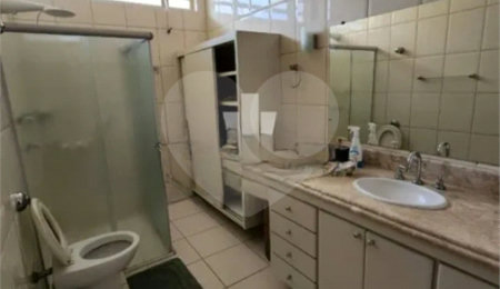 Casa à venda com 4 quartos, sendo 2 suítes,  em Vila São Geraldo, São Paulo, SP
