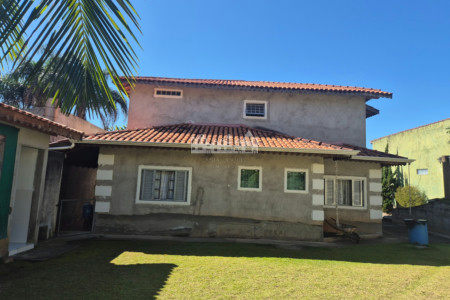 Chácara à venda ou locação no Jardim Estância Brasil – Atibaia/SP, com vista para a Pedra Grande
