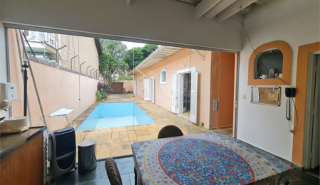 Casa Térrea à venda com 4 suítes em Interlagos, São Paulo, SP