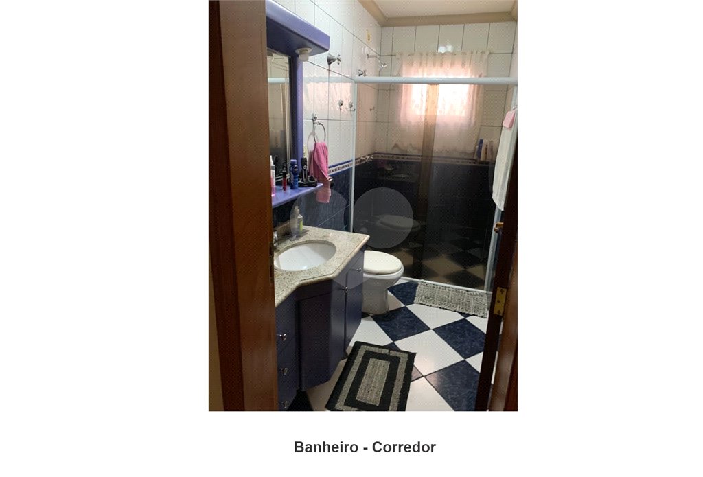 Casa à venda com 4 quartos, sendo 2 suítes, no condomínio Aruã, Mogi das Cruzes - SP