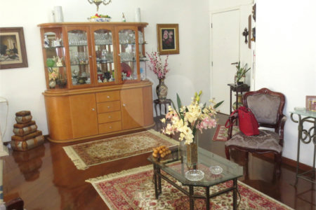 Apartamento à venda com 4 quartos, sendo 1 suíte, em Chácara Inglesa, São Paulo, SP