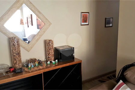Apartamento à venda com 2 quartos em Aclimação, São Paulo, SP
