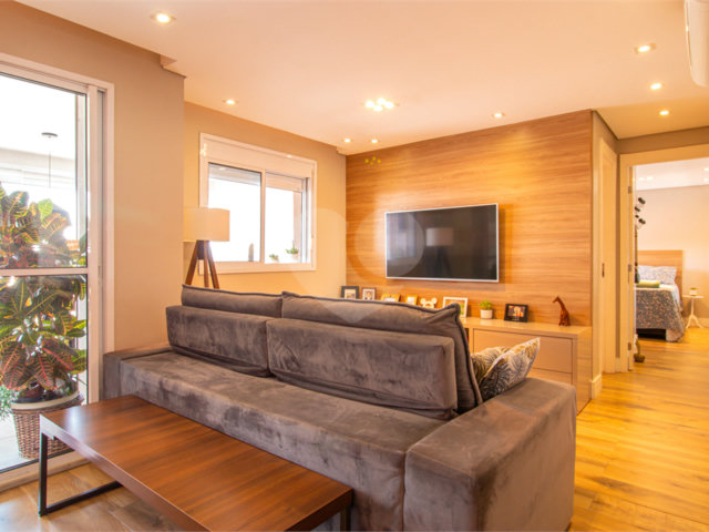 Apartamento à venda com 2 quartos, sendo 1 suíte,  em Santo Amaro, São Paulo, SP
