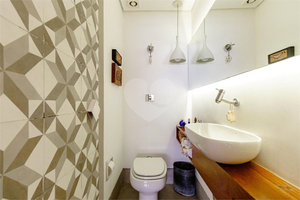 Apartamento à venda com 3 quartos, sendo 1 suíte, em Jardim Paulista, São Paulo, SP
