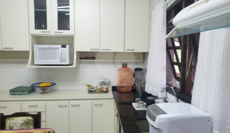 Casa à venda com 3 suítes no condomínio Alpes da Cantareira, Mairiporã - SP