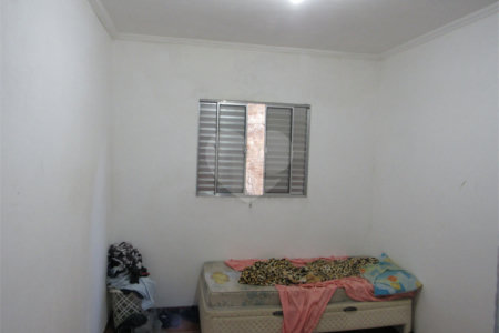 Casa à venda com 2 quartos, sendo 1 suíte, em Cidade Edson, Suzano, SP